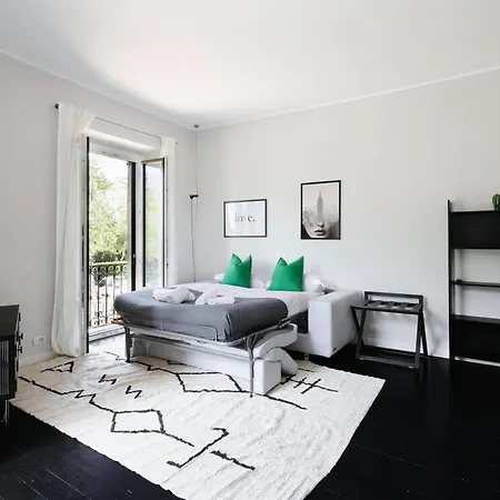 Just Urban - Stylish And Spacious 90 Sqm Flat - 5 Min To M1 And M2 アパート ミラノ