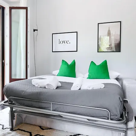 Just Urban - Stylish And Spacious 90 Sqm Flat - 5 Min To M1 And M2 *