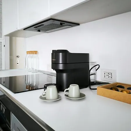Just Urban - Stylish And Spacious 90 Sqm Flat - 5 Min To M1 And M2 アパート ミラノ